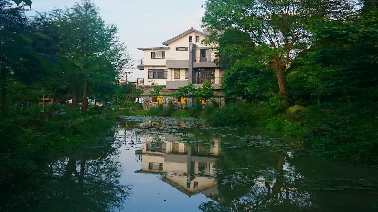 Stone House Homestay Yilan Luaran gambar